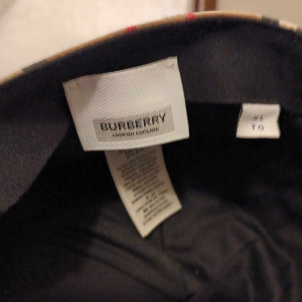 Men's Burberry Hat - Picture 3 of 3